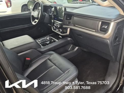 Used 2023 Ford Expedition Max XLT AWD/4WD image 14