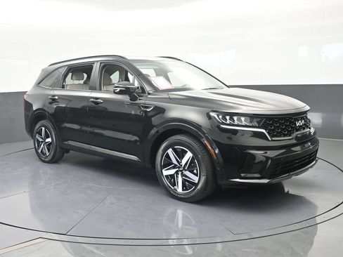 Used 2023 Kia Sorento S FWD image 8