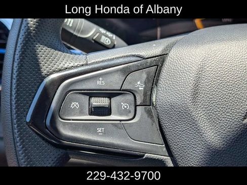 Used 2024 Chevrolet Trax LT FWD image 24