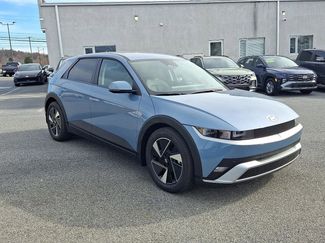 New 2026 Hyundai Ioniq 5 SEL video 2