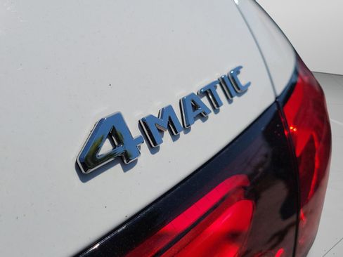 Used 2026 Mercedes-Benz GLC 300 4MATIC image 7