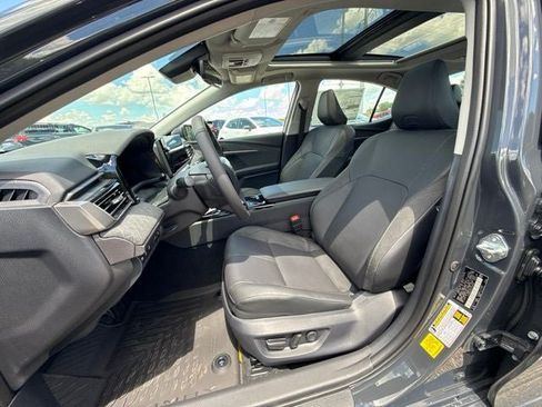 Used 2026 Toyota Camry XLE FWD image 16