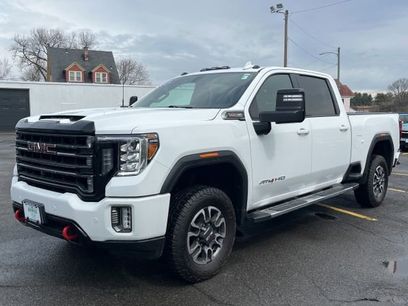 Used 2021 GMC Sierra 2500 AT4 w/ AT4 Preferred Package