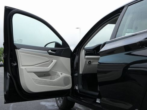 New 2025 Volkswagen Jetta S image 25