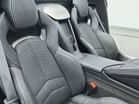 Used 2024 Chevrolet Corvette Stingray Preferred Conv w/ Z51 Performance Package image 25