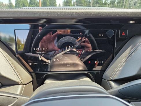 New 2026 GMC Yukon AT4 AWD/4WD image 27