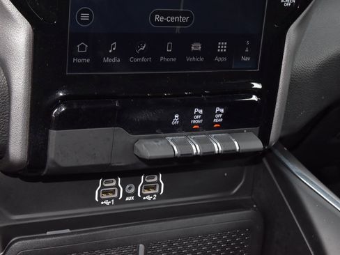 Used 2025 RAM 1500 Laramie w/ Sport Appearance Package image 29