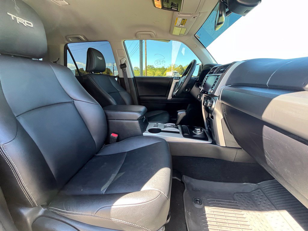 Used 2022 Toyota 4Runner TRD Sport w/ Technology Package AWD/4WD image 36