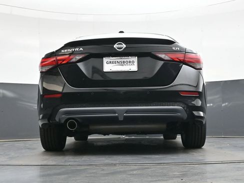 Used 2022 Nissan Sentra SR w/ SR Premium Package FWD image 20