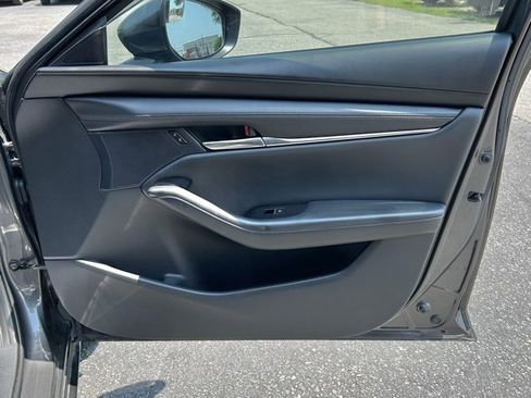 Used 2022 MAZDA MAZDA3 s image 10