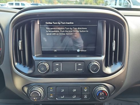 Used 2022 Chevrolet Colorado Z71 image 27