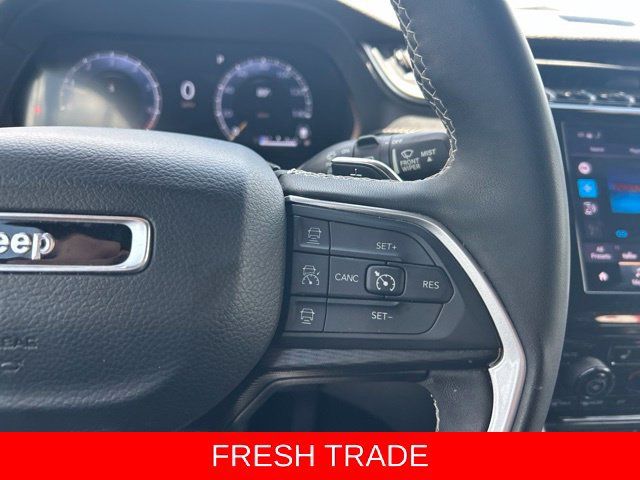 Used 2024 Jeep Grand Cherokee Altitude AWD/4WD image 22