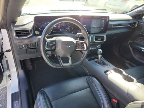 Used 2024 Ford Mustang Premium image 22