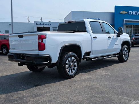 Used 2025 Chevrolet Silverado 2500 Custom w/ Custom Convenience Package AWD/4WD image 8