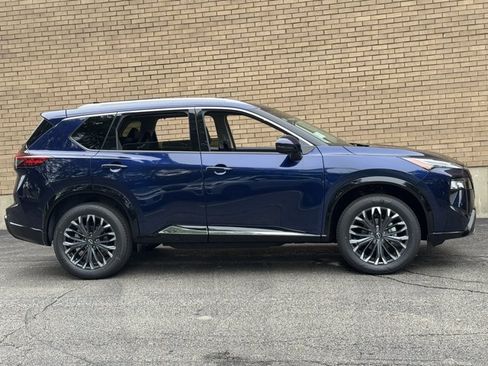 New 2026 Nissan Rogue Platinum AWD/4WD image 5