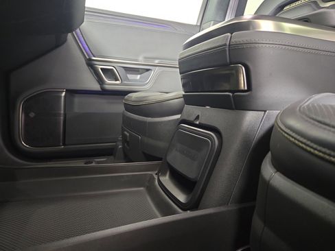 Used 2024 Rivian R1S Adventure AWD/4WD image 33
