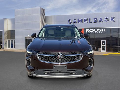 Used 2022 Buick Envision Avenir w/ Technology Package II FWD image 9