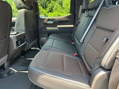 New 2026 GMC Sierra 1500 Denali w/ Denali Reserve Package AWD/4WD image 21