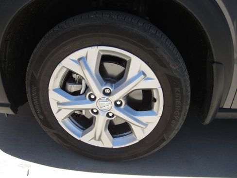 Used 2025 Honda HR-V LX image 5