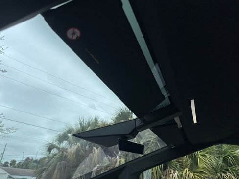 Used 2024 Tesla Cybertruck AWD Crew Cab image 28