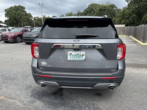 Used 2024 Ford Explorer Limited RWD image 4