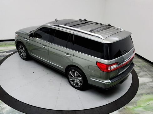 Used 2019 Lincoln Navigator Reserve w/ Cargo Package image 36