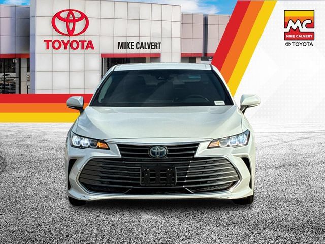 Used 2020 Toyota Avalon XLE w/ Preferred Accessory Package FWD image 8