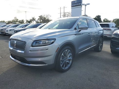 Certified 2023 Lincoln Nautilus Reserve image 3