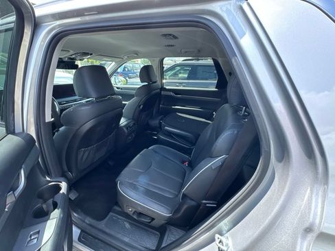 Used 2025 Hyundai Palisade SEL FWD image 24
