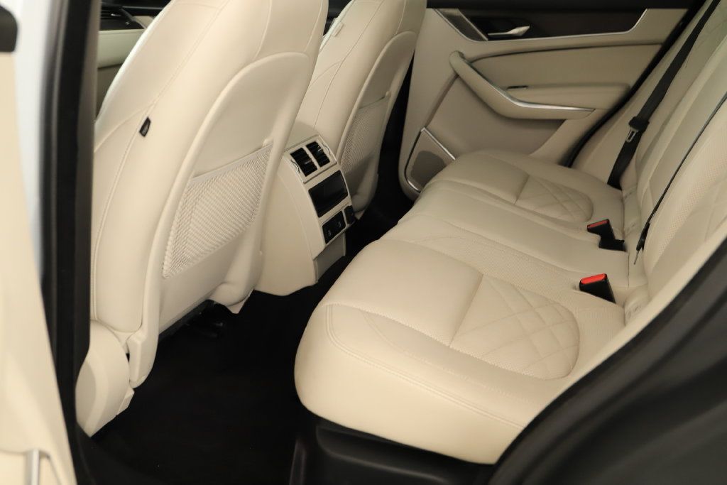 Used 2021 Jaguar F-PACE S AWD/4WD image 27