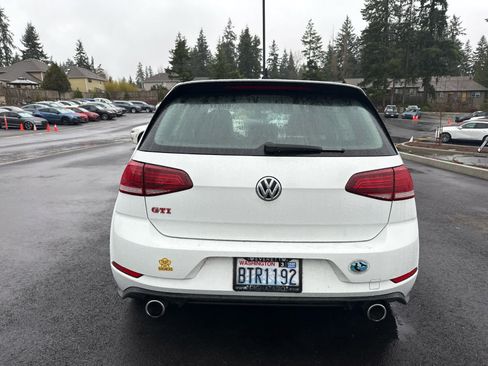 Used 2019 Volkswagen GTI SE w/ SE Experience Package image 5