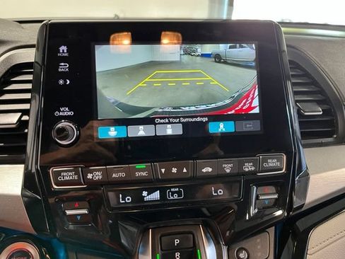 Used 2024 Honda Odyssey Touring image 26