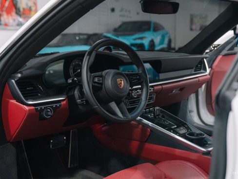 Used 2022 Porsche 911 Turbo S AWD/4WD image 2