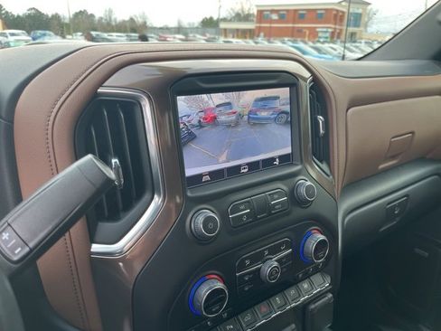 Used 2022 Chevrolet Silverado 1500 High Country image 27
