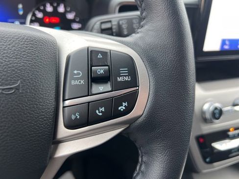 Certified 2022 Ford Explorer XLT w/ Equipment Group 202A image 9