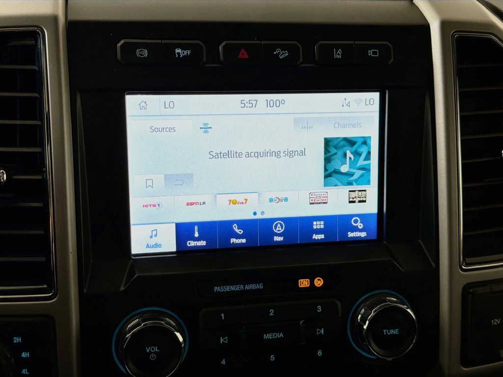 Used 2021 Ford F250 Lariat w/ Lariat Ultimate Package AWD/4WD image 18