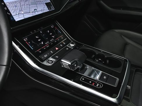 Used 2025 Audi Q8 Premium w/ Black Optic Package image 44