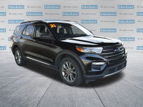 Used 2021 Ford Explorer XLT w/ Equipment Group 202A AWD/4WD image 3
