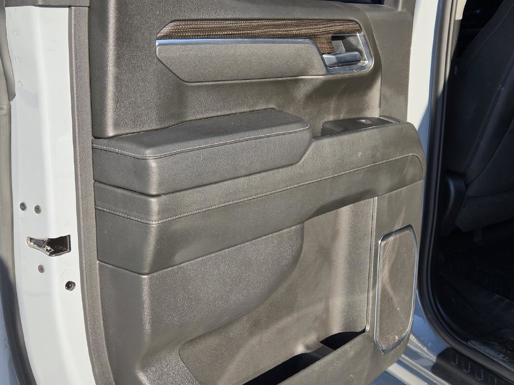 Used 2025 Chevrolet Silverado 1500 RST AWD/4WD image 39