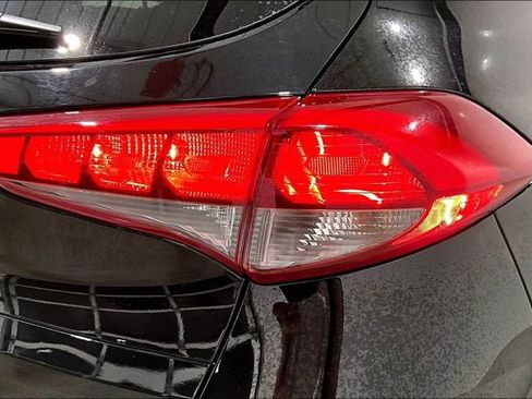 Used 2018 Hyundai Tucson SE image 24