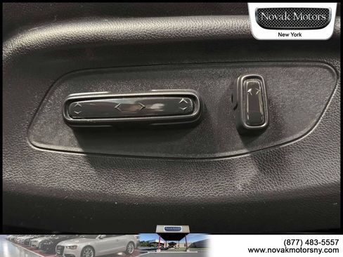 Used 2024 Honda HR-V EX-L image 18