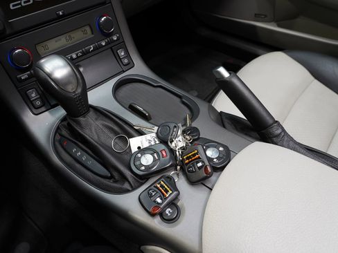 Used 2007 Chevrolet Corvette Coupe w/ Preferred Equipment Group image 56