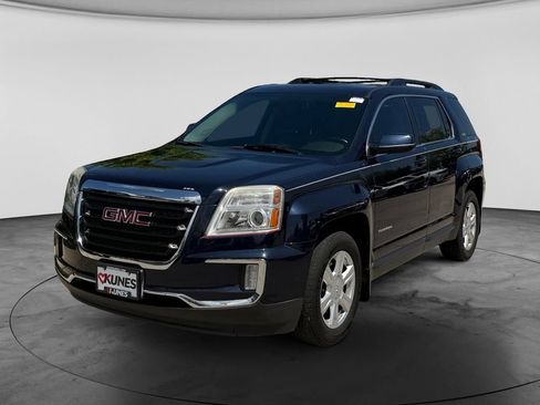 Used 2016 GMC Terrain SLE w/ Convenience Package AWD/4WD image 4