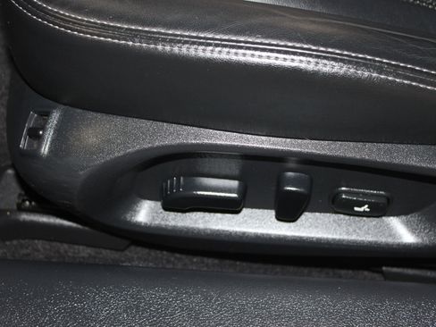 Used 2019 INFINITI Q60 3.0t Luxe w/ Essential Package image 11