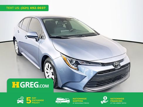 Used 2024 Toyota Corolla LE FWD image 1