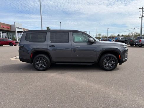 New 2026 Jeep Grand Wagoneer 4WD image 2
