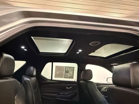 Used 2023 Chevrolet Traverse LT w/ LT Premium Package image 69