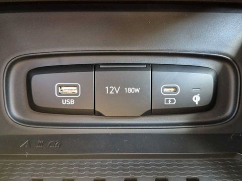 New 2026 Hyundai Venue SEL FWD image 29