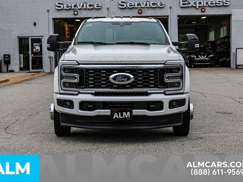 Used 2025 Ford F450 Platinum image 11