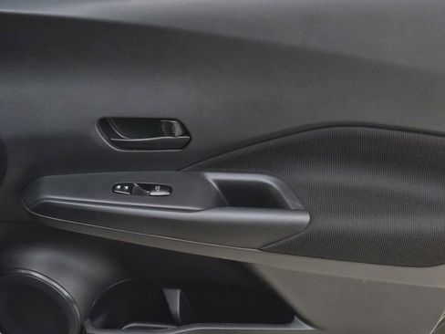 Certified 2024 Nissan Kicks S image 8